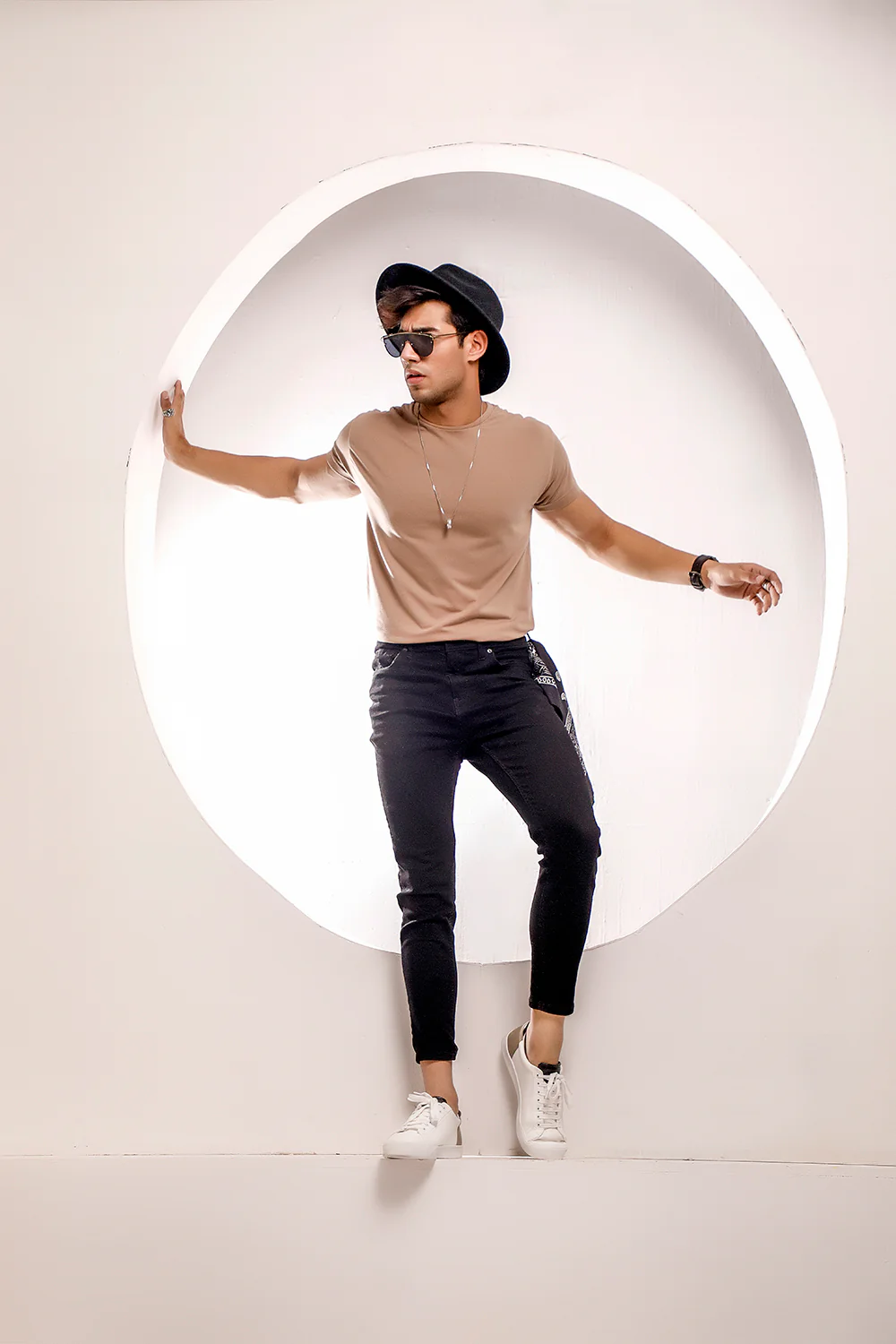 Beige Crew Neck - Image 4